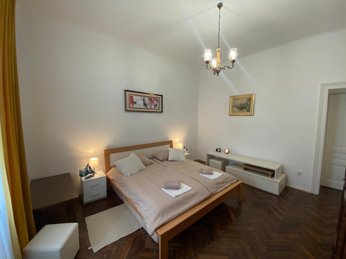 Apartman Andela Pula Centar מראה חיצוני תמונה